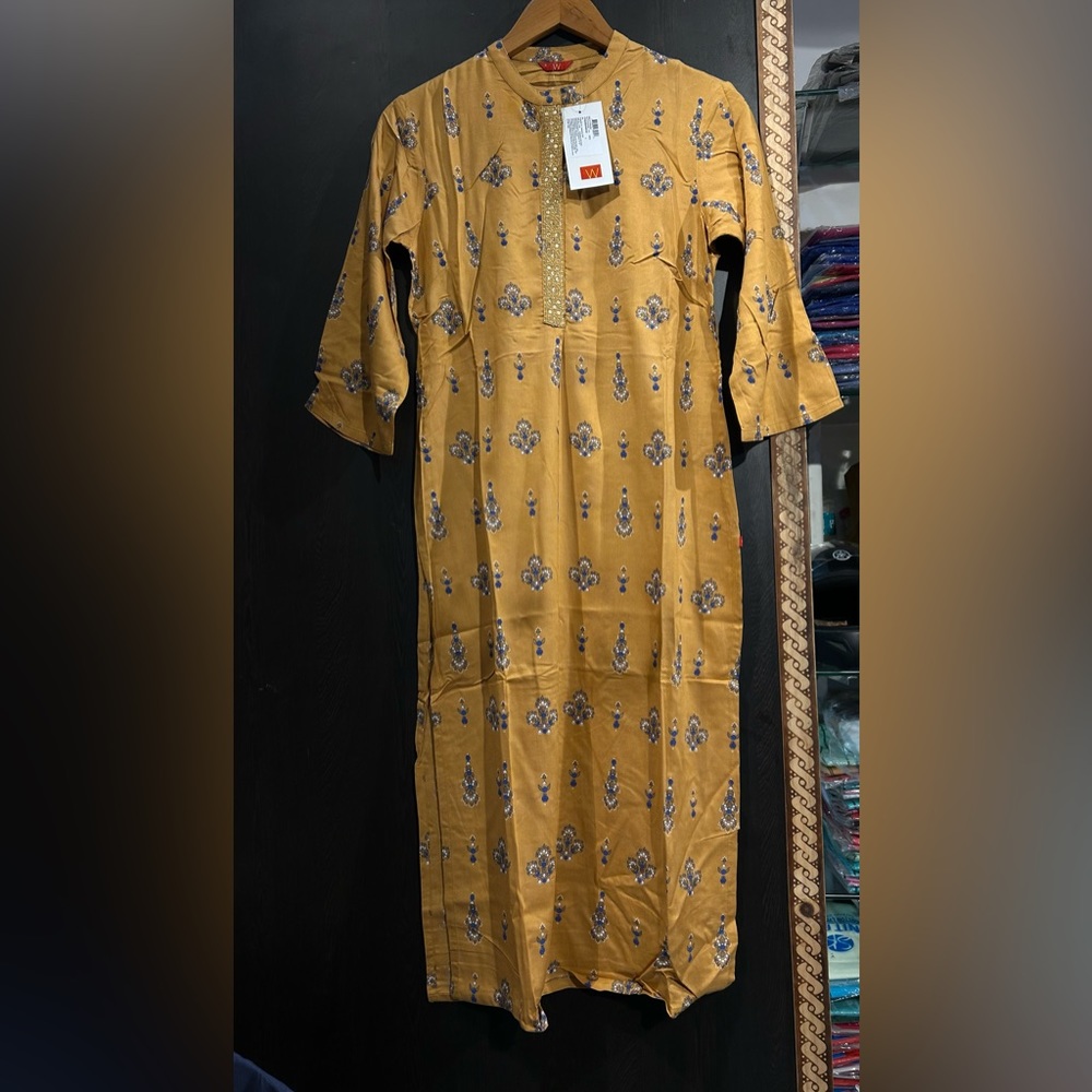 W new kurti with tag - Picture 1 of 5
